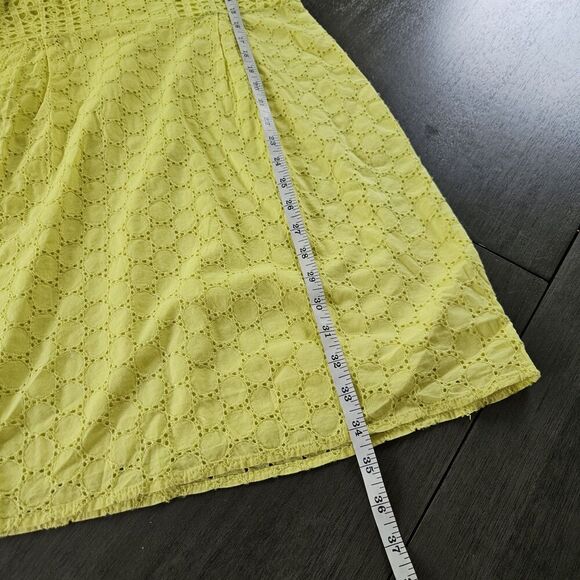 Old Navy Eyelet Lace Chartreuse Yellow Sleeveless Mini Dress Preppy Sz 8 PETITE - Picture 10 of 11